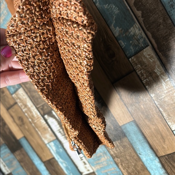 Brown Woven Tote Bag with Pouch - Picture 8 of 16